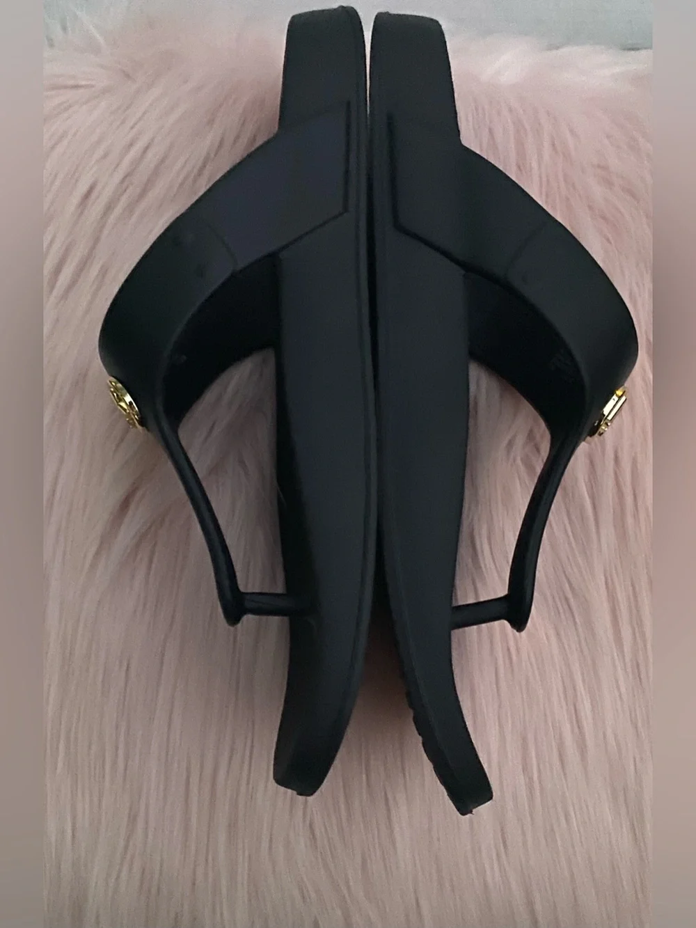 Michael Kors Lilie Jelly Sandals Black Thongs / Gold Size 11